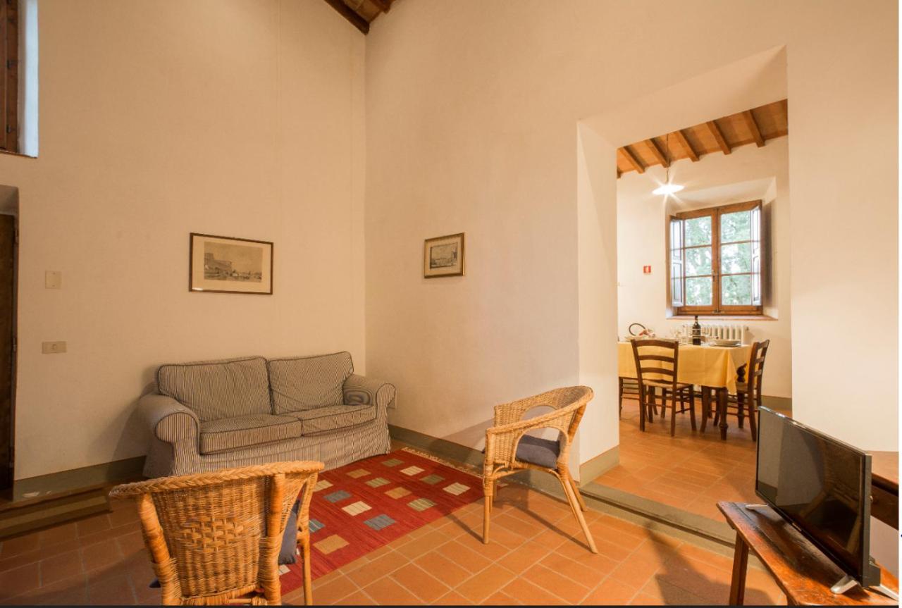 Borgo Bottaia 2*