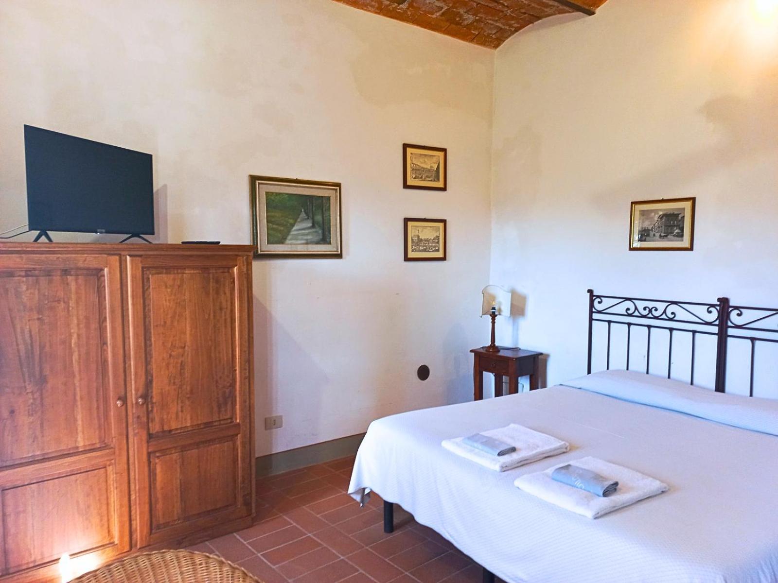 Borgo Bottaia 2*