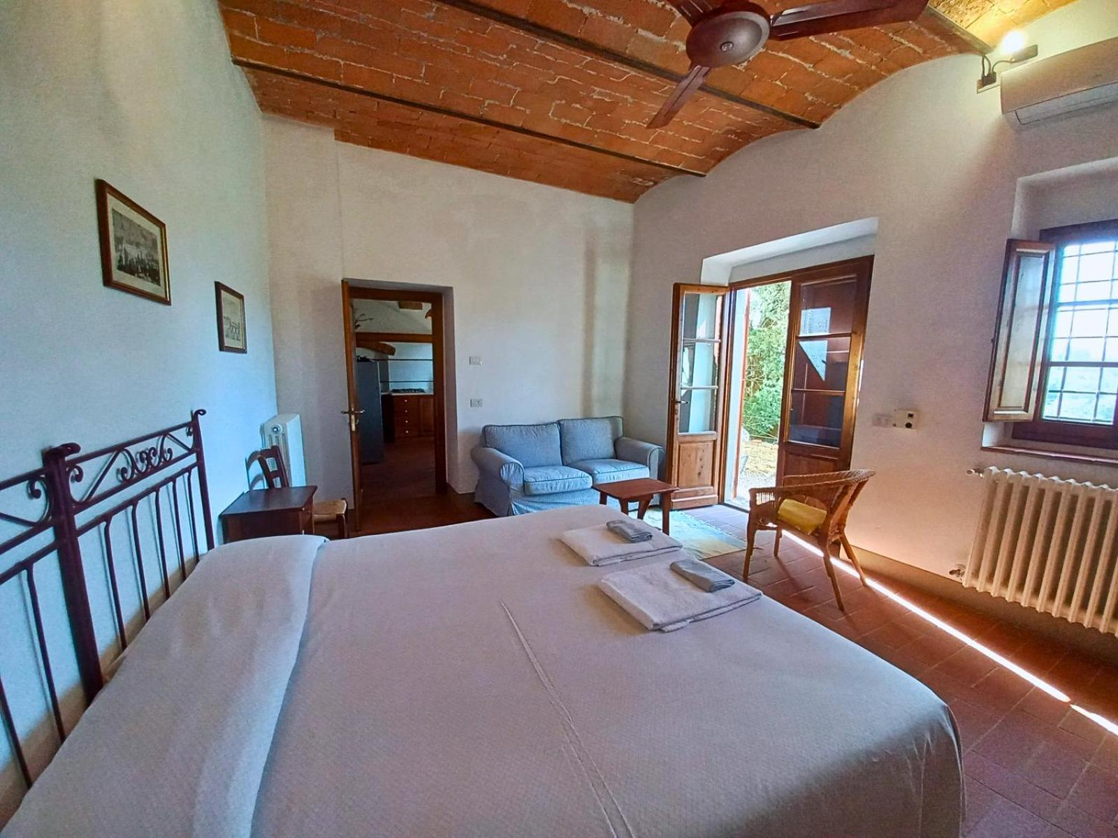 Aparthotel Borgo Bottaia 2*